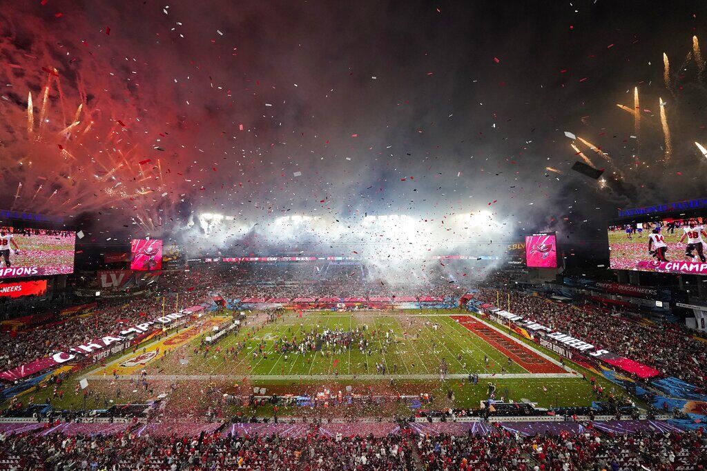 Chiefs Buccaneers Super Bowl Football